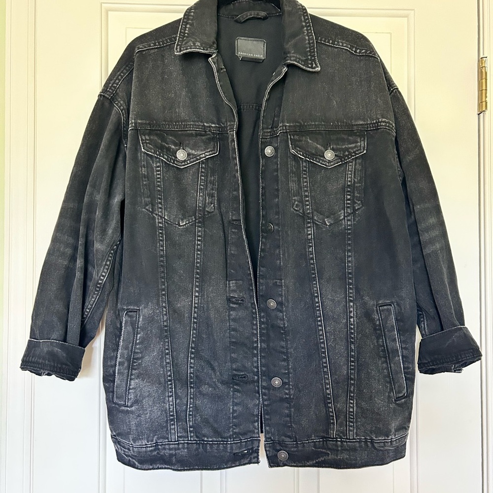American Eagle Oversized Black Jean Jacket